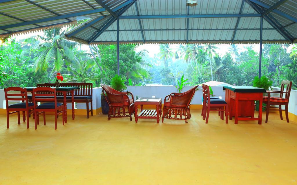 Alapatt Homestay Alappuzha الغرفة الصورة
