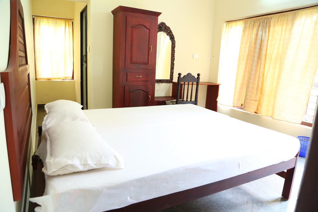 Alapatt Homestay Alappuzha الغرفة الصورة
